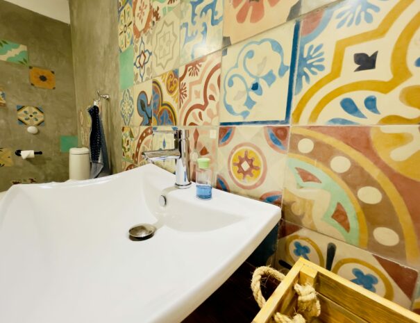 colonial tiles, villaverde bnb bathroom, old havana, cuba